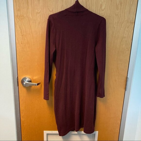 CHAPS Sz L Faux Wrap With Buckle Details  Knit Dress - Picture 4 of 7